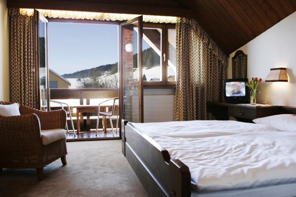 Hotel Gasthof Krone Hittisau Phòng bức ảnh